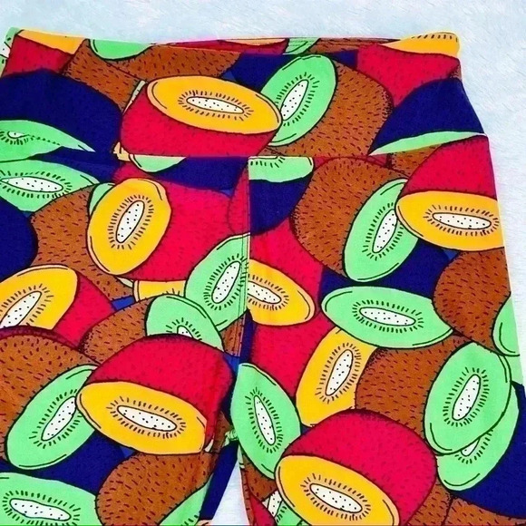 LULAROE High Waisted “Kiwi” Soft Skinny Leggings - Picture 2 of 12